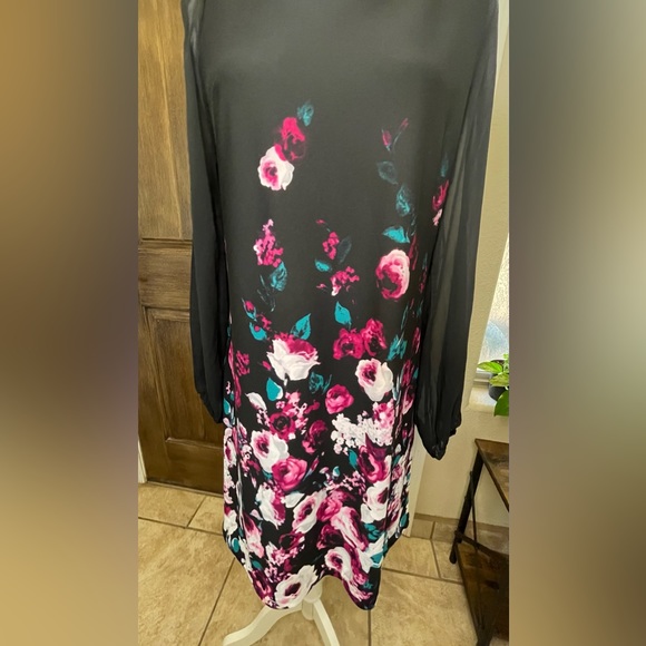 White House, Black market - Picture 4 of 7